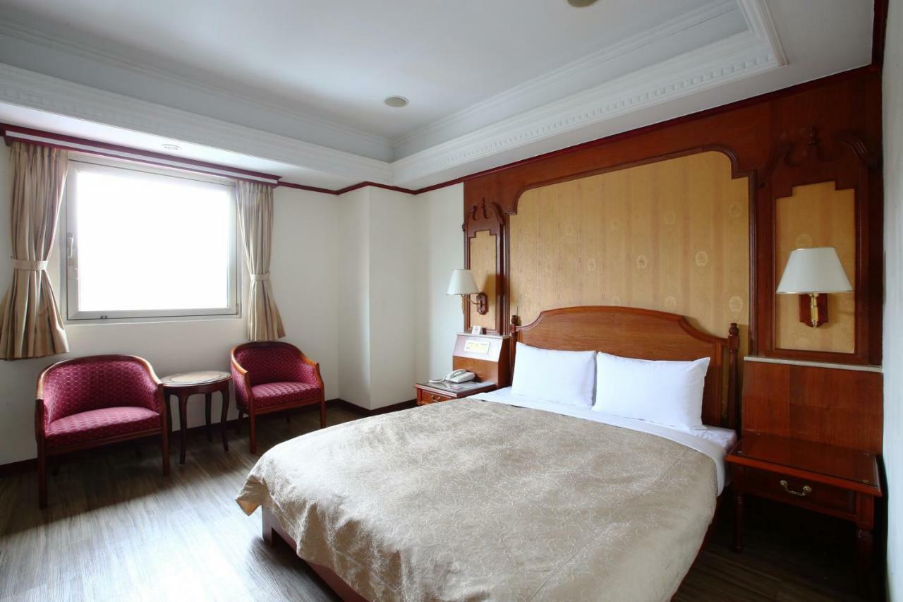 Hua Du Hotel Cơ Long Ngoại thất bức ảnh