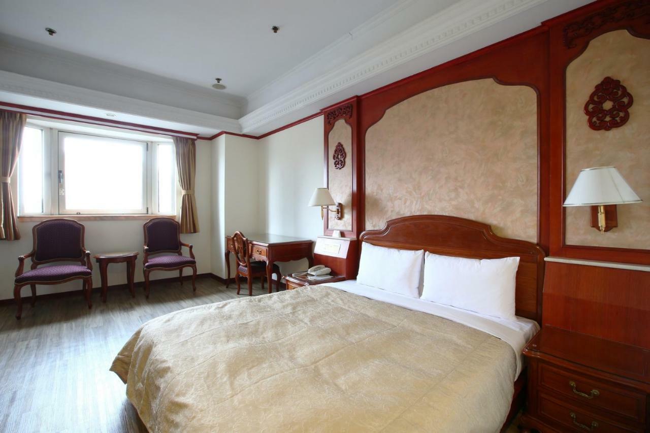 Hua Du Hotel Cơ Long Ngoại thất bức ảnh